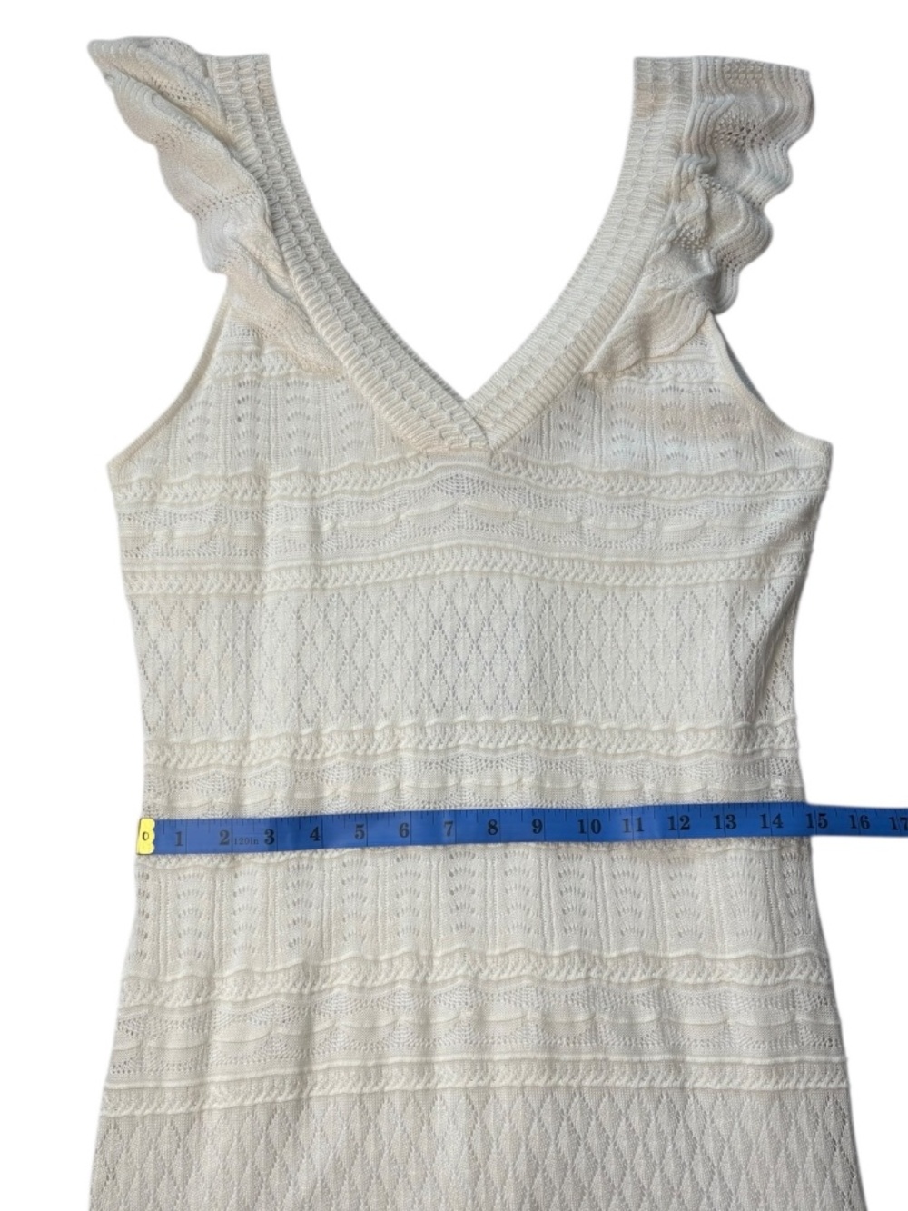 Chelsea 28 Sleeveless V-Neck Maxi Dress in Cream Size Large - Picture 5 of 8